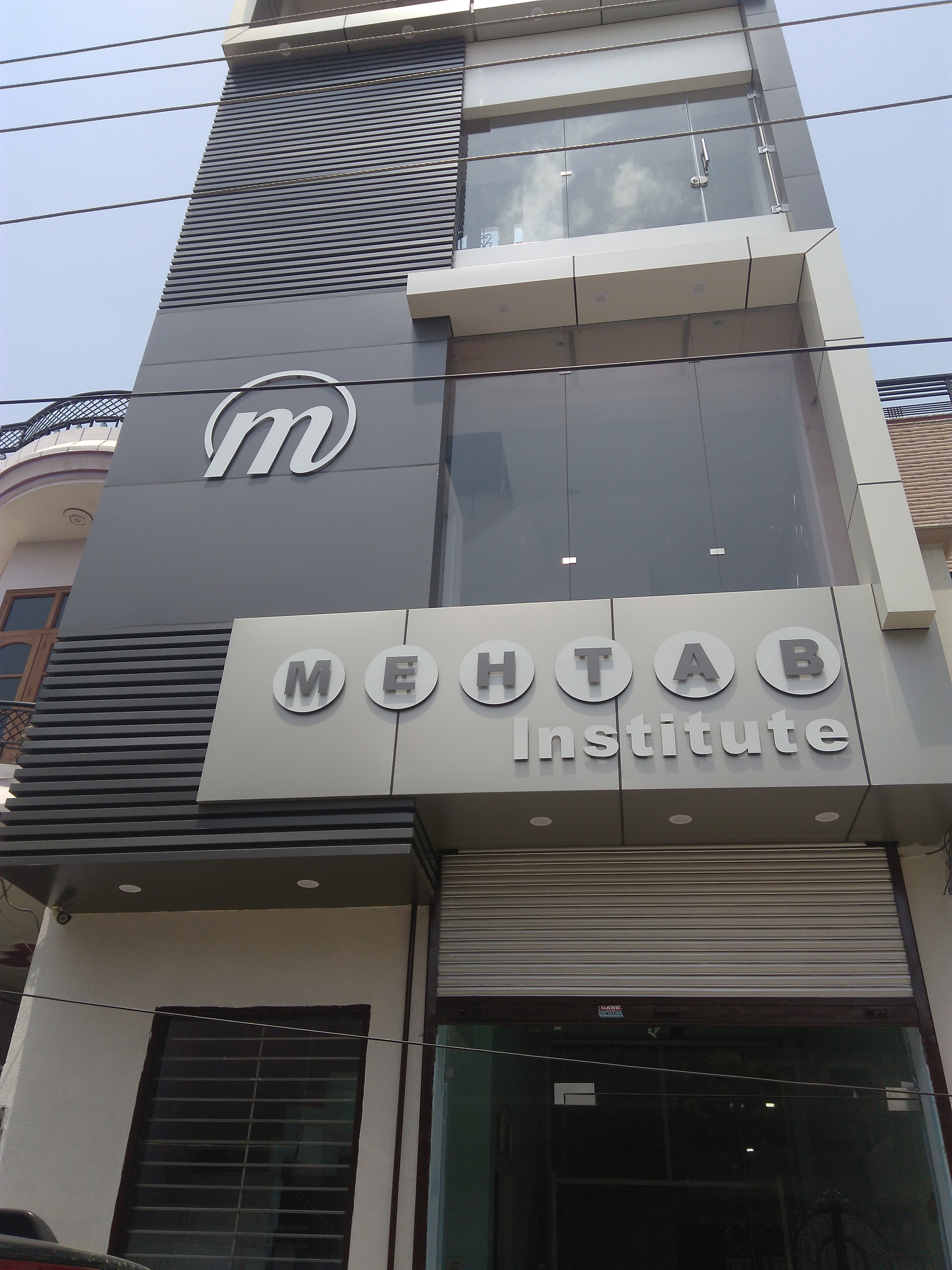 Best Beauty Salon in Barnala - Mehtab Salon Academy